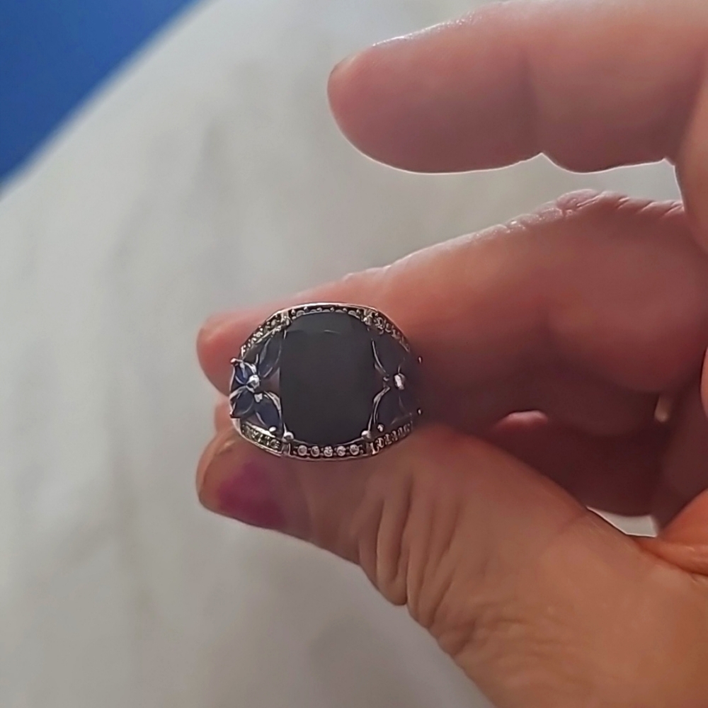 Costume Jewlery Blue Stone Faux Sapphire Size 9 See Pic for details